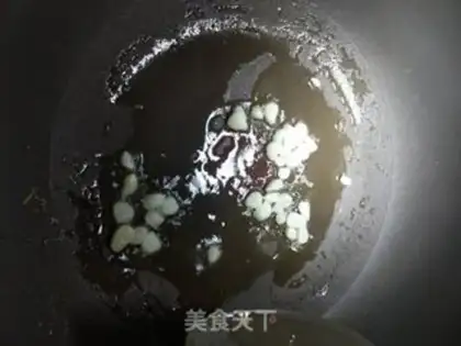 Make Spamed potatoes and fried eggs step 6