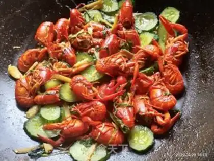 Make Spicy lobster step 9