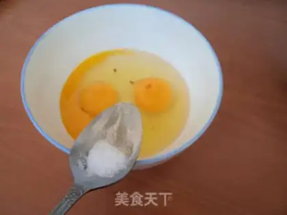 Make Shrimp fried eggs step 2