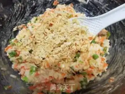 Make Carrot egg rice cake step 4