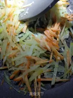Make Garlic omelet rice step 18