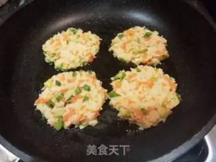 Make Carrot egg rice cake step 6