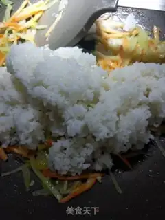 Make Garlic omelet rice step 19
