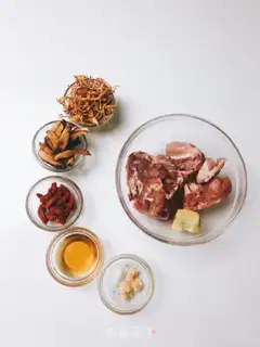 Make Porridge and pork soup step 0