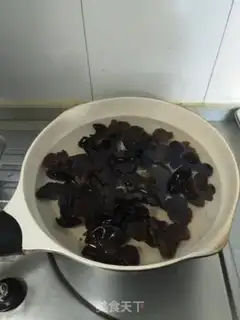 Make Onion-mixed eggs step 1
