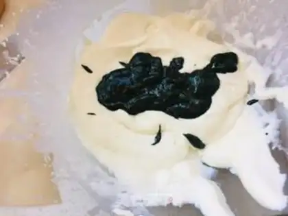 Make A tea truck wheel puff step 6