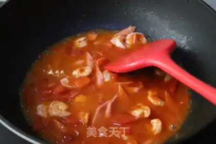 Make Tomato shrimp pasta step 7