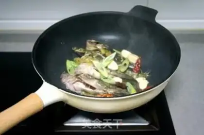 Make Red-fried fish step 2