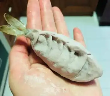 Make Eggs holding shrimp and blue dumplings step 15