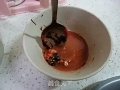 Make Nanjian peanut pig hoof step 4