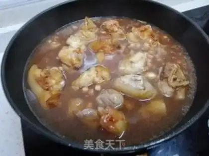 Make Nanjian peanut pig hoof step 6