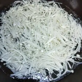 Make Frozen fan gin mushrooms step 4