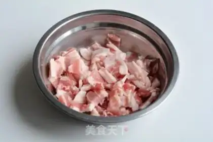 Make Puffed meat noodles step 2