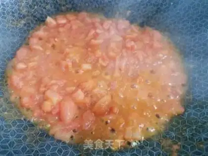 Make Tomato lobster pasta step 4