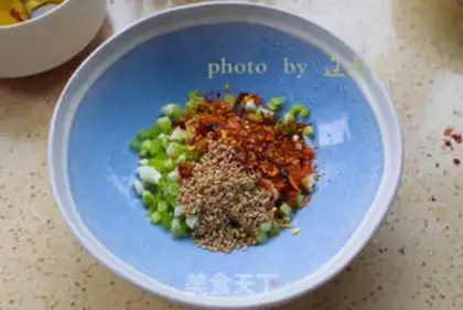 Make Spicy noodles step 2