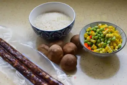 Make Sausage pea rice step 0