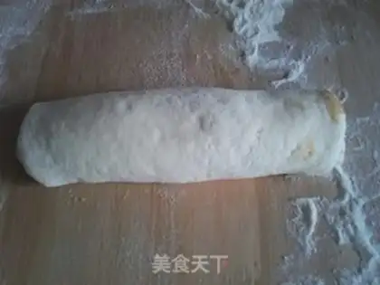 Make Sesame sauce and sugar rolls step 5