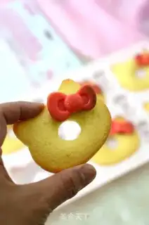 Make KITTY CAKE DONUTS step 10
