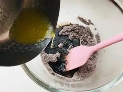 Make Coco early cake step 2