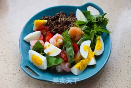 Make quinoa egg salad step 4