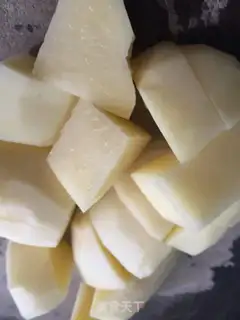 Make Potato tomato bone soup step 2