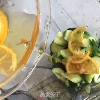 Make Lemon honey cucumber juice step 2