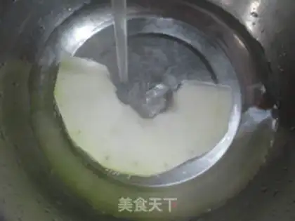 Make Carrot to cook a melon step 1