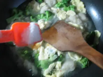 Make Duck eggs, spicy broccoli step 8