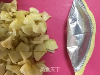Make Eggskin banana pie step 3