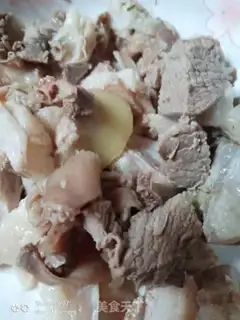 Make Lamb radish soup step 1