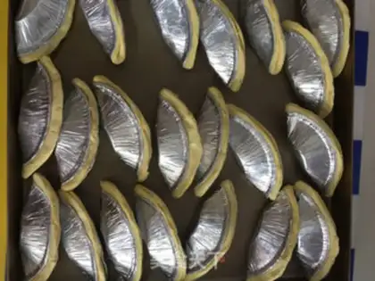 Make Eggskin banana pie step 4
