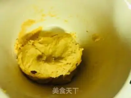 Make Pumpkin strawberry Dafu step 6