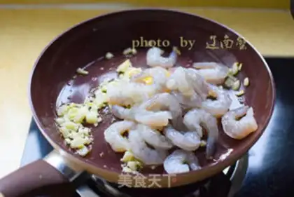Make Garlic vanilla shrimp step 2