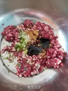 Make Celtic beef dumplings step 0