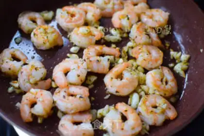 Make Garlic vanilla shrimp step 5