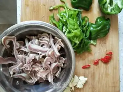 Make Party pigeon soup step 0