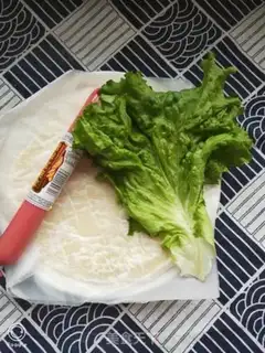 Make A simple breakfast egg-bread step 0
