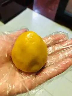 Make Pumpkin strawberry Dafu step 15