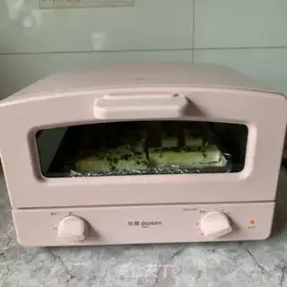 Make Garlic toast step 4
