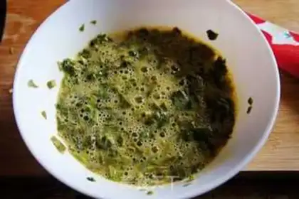 Make Fried eggs step 5