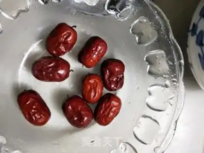 Make Fried eggs step 1