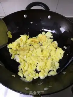 Make Onion fried eggs step 4