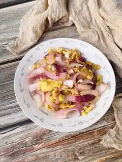 Make Onion fried eggs step 8