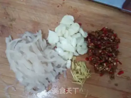 Make Spicy mackerel step 1