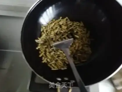 Make Scrambled beans step 4