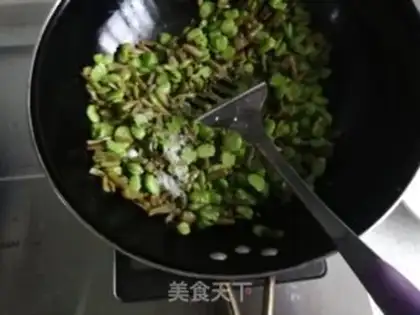 Make Scrambled beans step 6