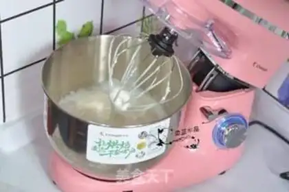 Make Black sesame sandwich cake step 2
