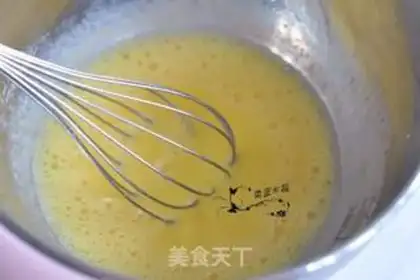 Make Black sesame sandwich cake step 3