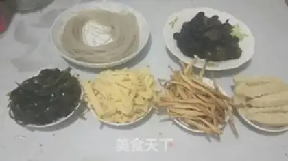 Make Spicy soup step 0