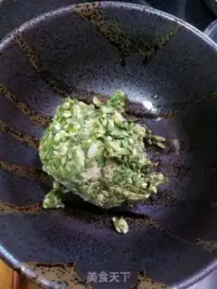 Make Eggs and flowers step 8
